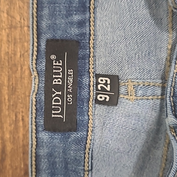 Judy Blue Distressed Mid Rise Straight Leg Cropped Denim Jean Women's sz 9/29 - Picture 8 of 12